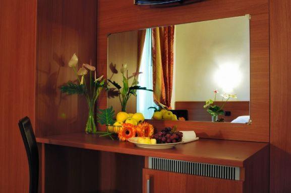 Hotel Villa Giusy Кастелланета-Марина Номер фото
